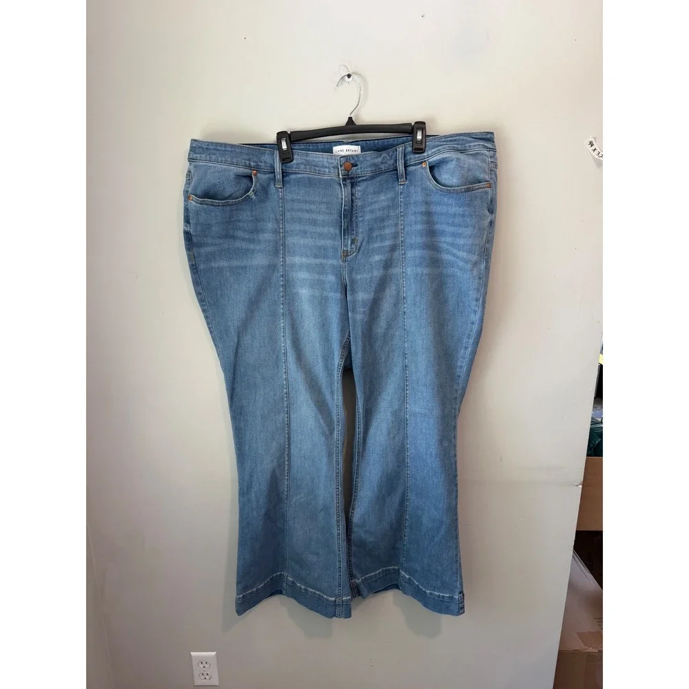 Lane Bryant Signature Fit Flex Magic Waistband Mid-Rise Flare Jeans Blue Size 28